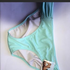 Bikini Bottoms NWT🌟
